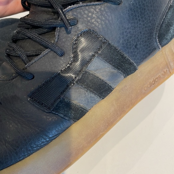 10 Adidas Men’s High Top strap Black Leather + Suede - Picture 9 of 10